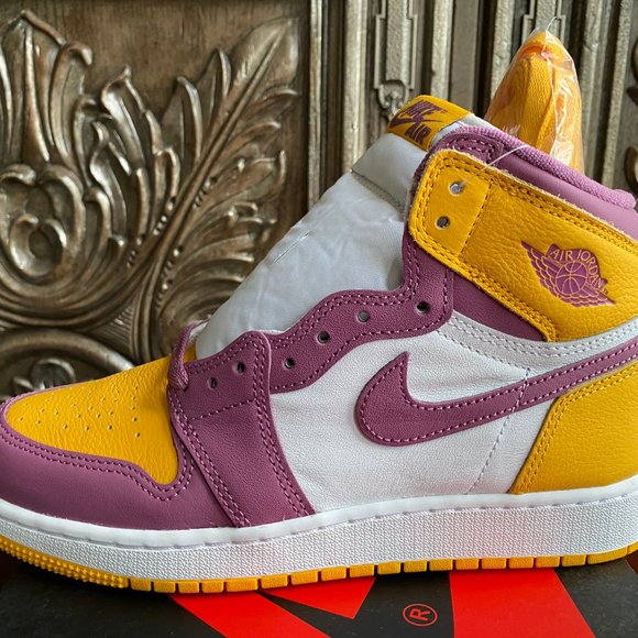 Nike Air Jordan 1 High OG "Brotherhood" (GS) - Youth 6/Women's 7.5/Men's 6 - Picture 2 of 12